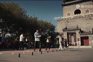 新疆官博晒视频庆祝进入总决赛：打破质疑 成为更好的自己！